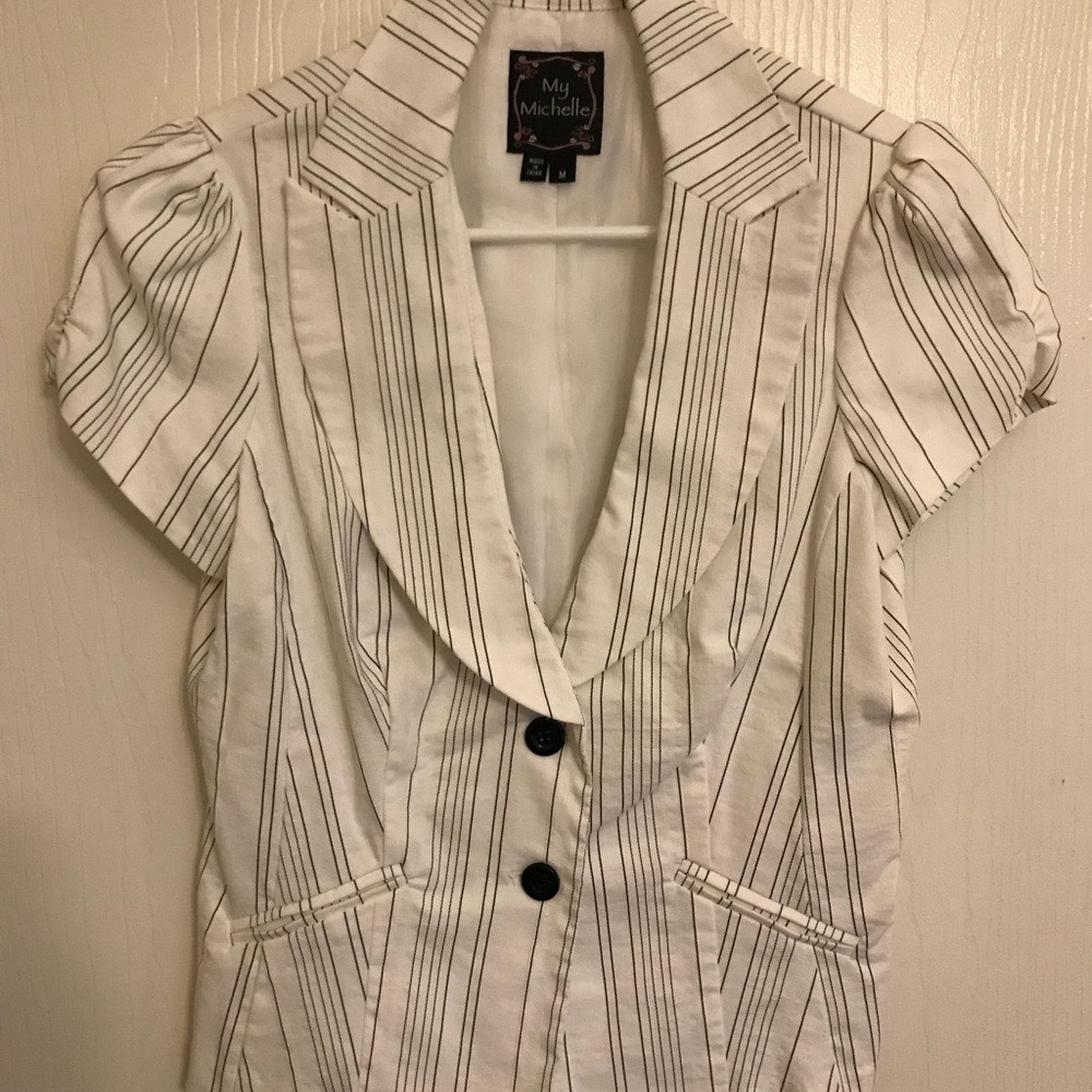 Women’s short sleeve blazer and short set
